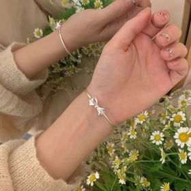 Women's Fashion Casual Geometric Bell Bracelet (Color: Bow)